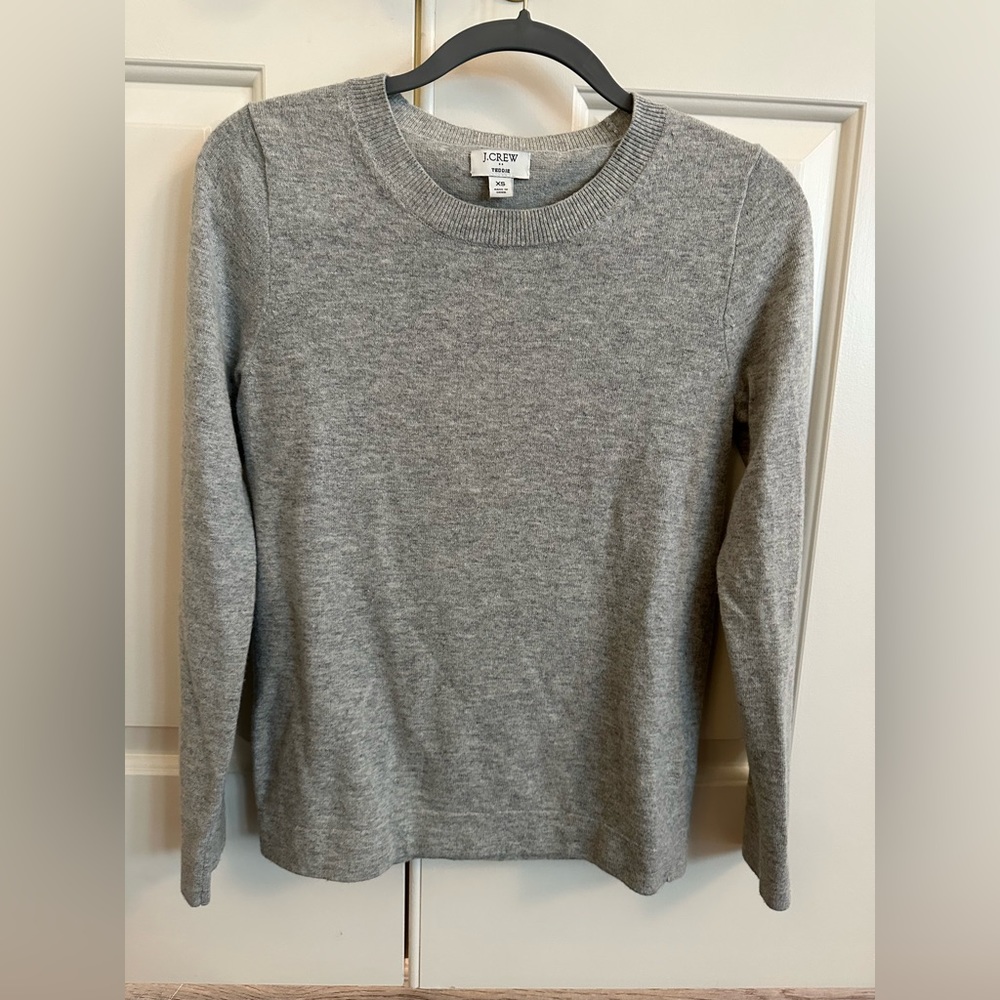 J Crew Crew Next Sweater XS. Never worn!